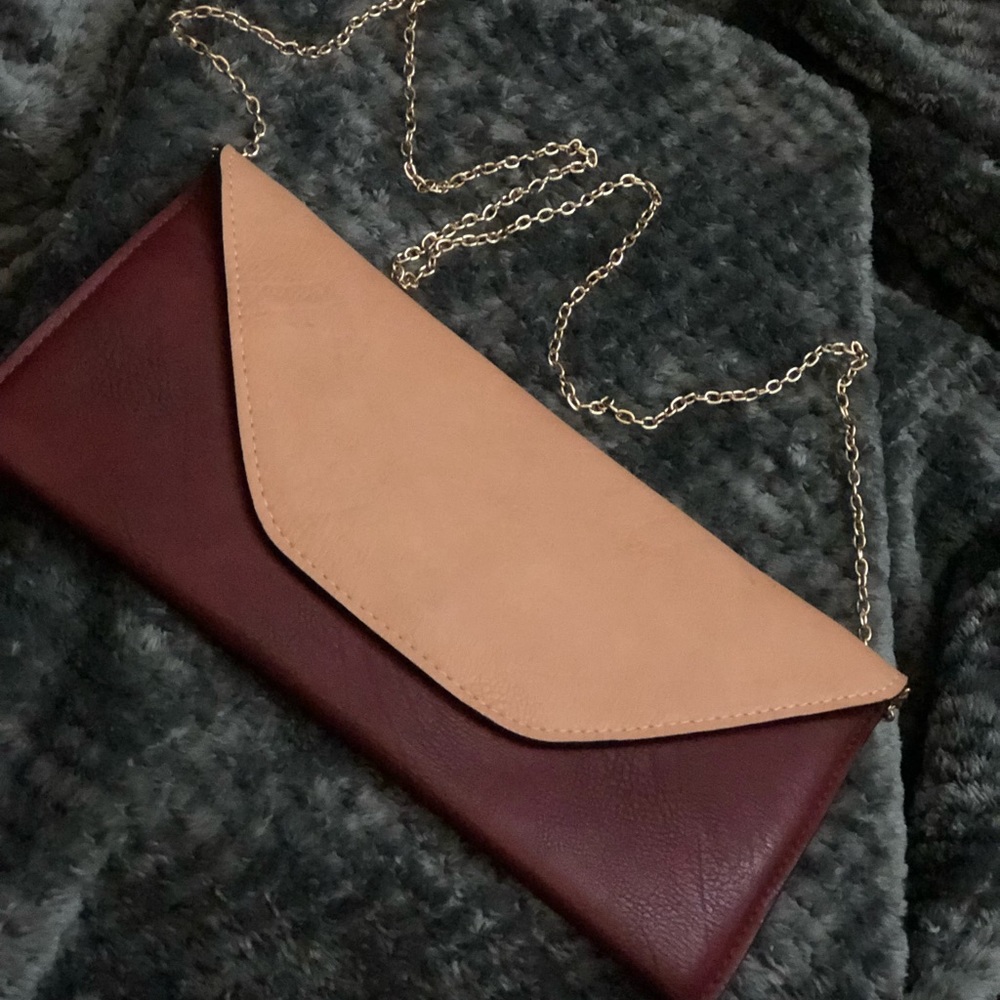 Block colored cross body bag